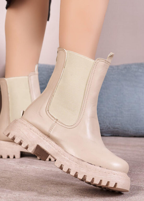 Kenova Mid Chelsea Boots