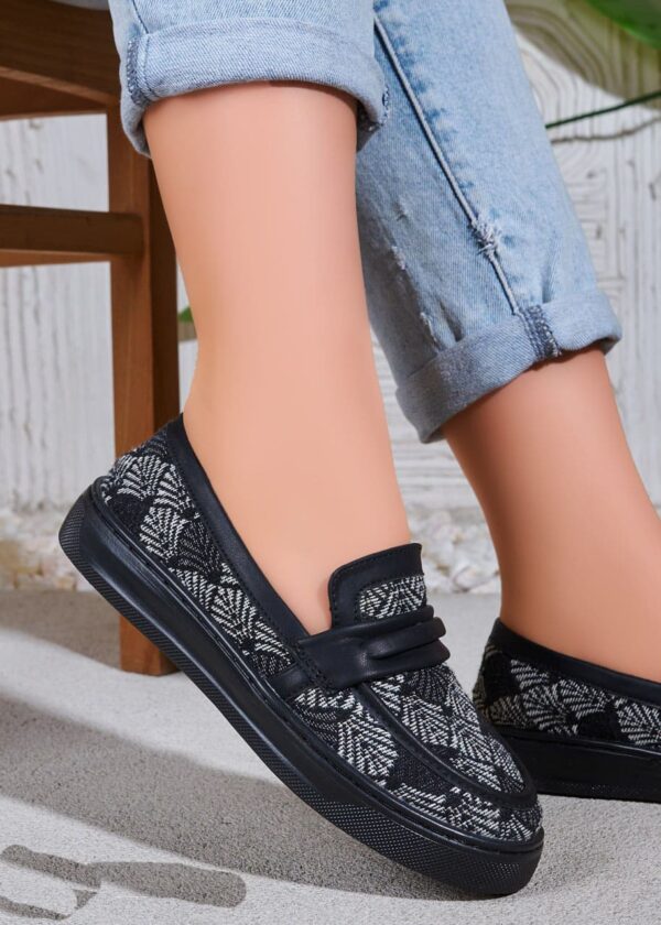 شوز مريح حريمى